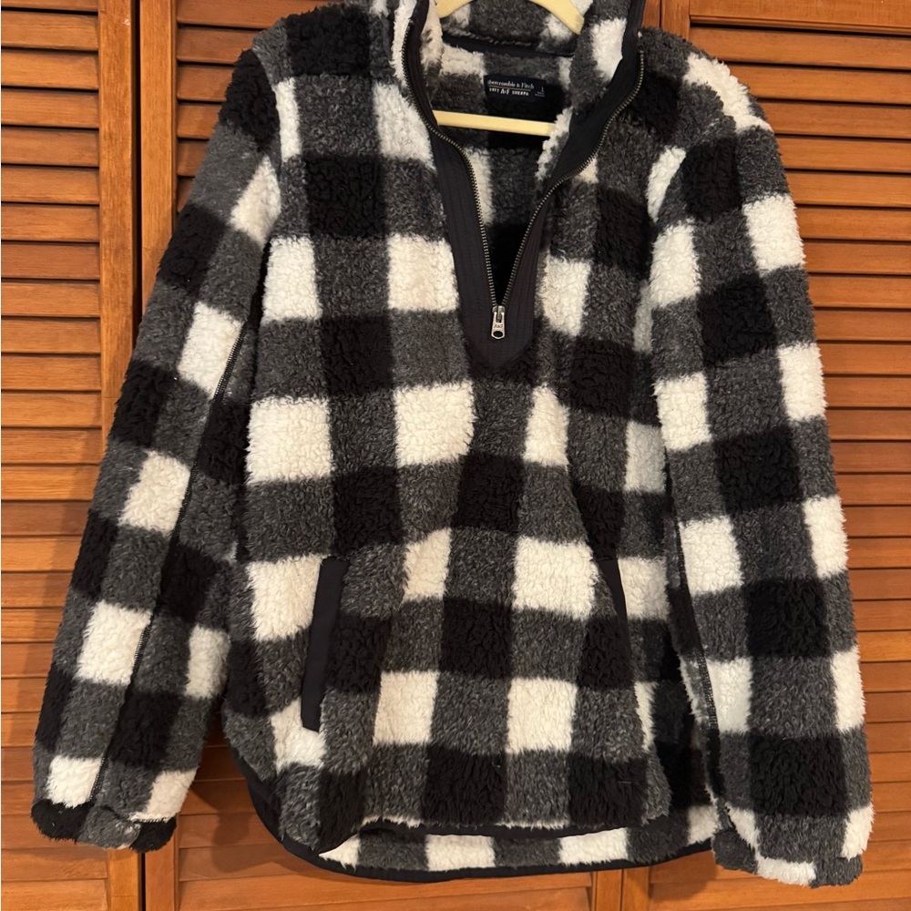 Abercrombie Black & White Buffalo Check Sherpa Pullover